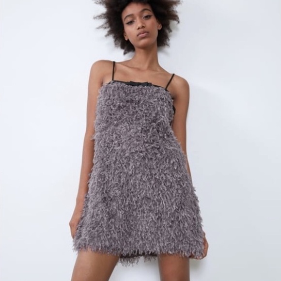Zara Dresses & Skirts - Zara Faux Feather Mini Dress Size Small